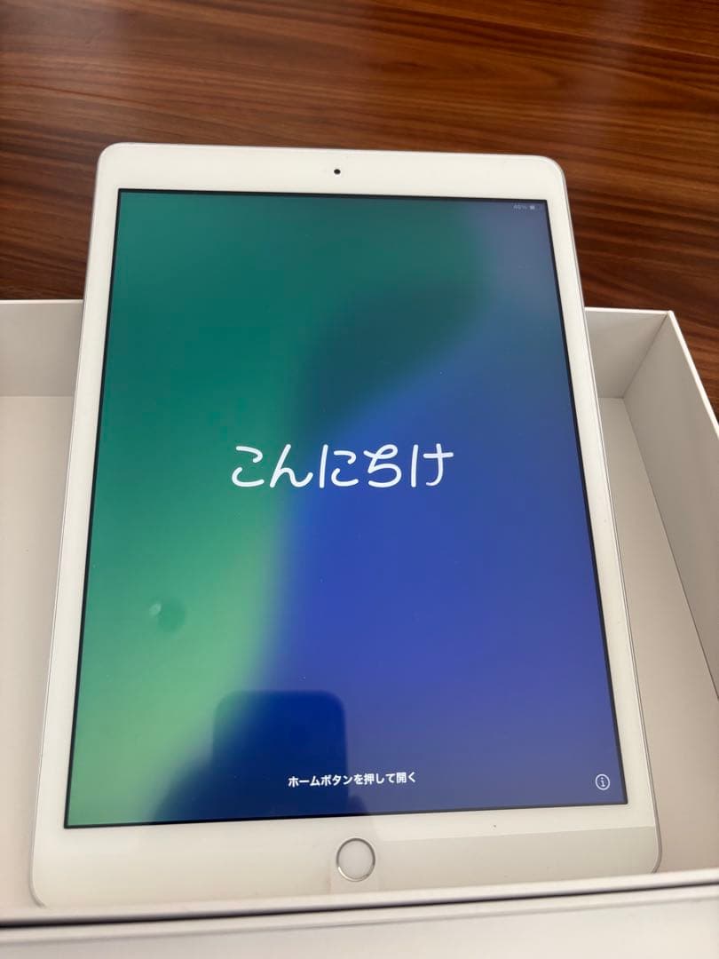R*i様 iPad 第7世代 10.2 インチ32GB WiFi シルバー箱入り Apple iPad 10.2インチ 第7世代 Wi-Fi 32GB 2019年秋モデル 価格比較