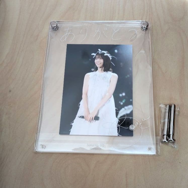 西野七瀬　アクリルフレーム