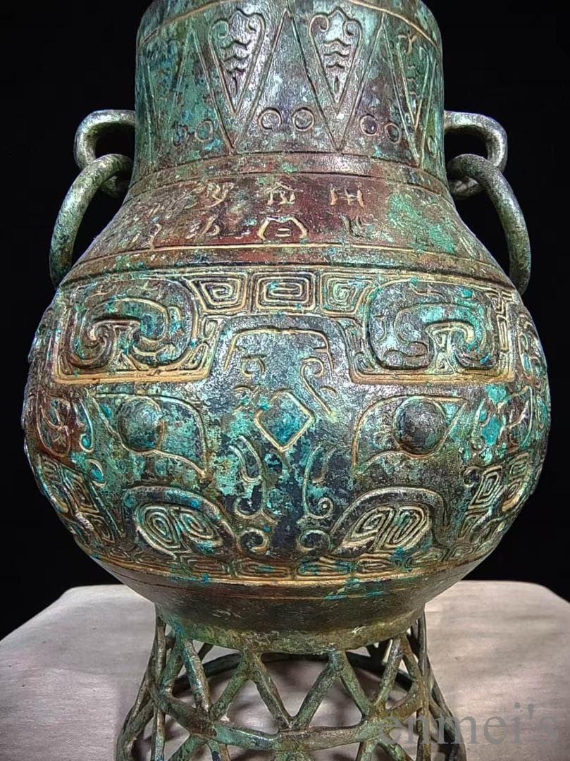 中国古美術 旧蔵 商周款 青銅製 器皿《饕餮文壺》純銅製 高浮彫 時代物 置物