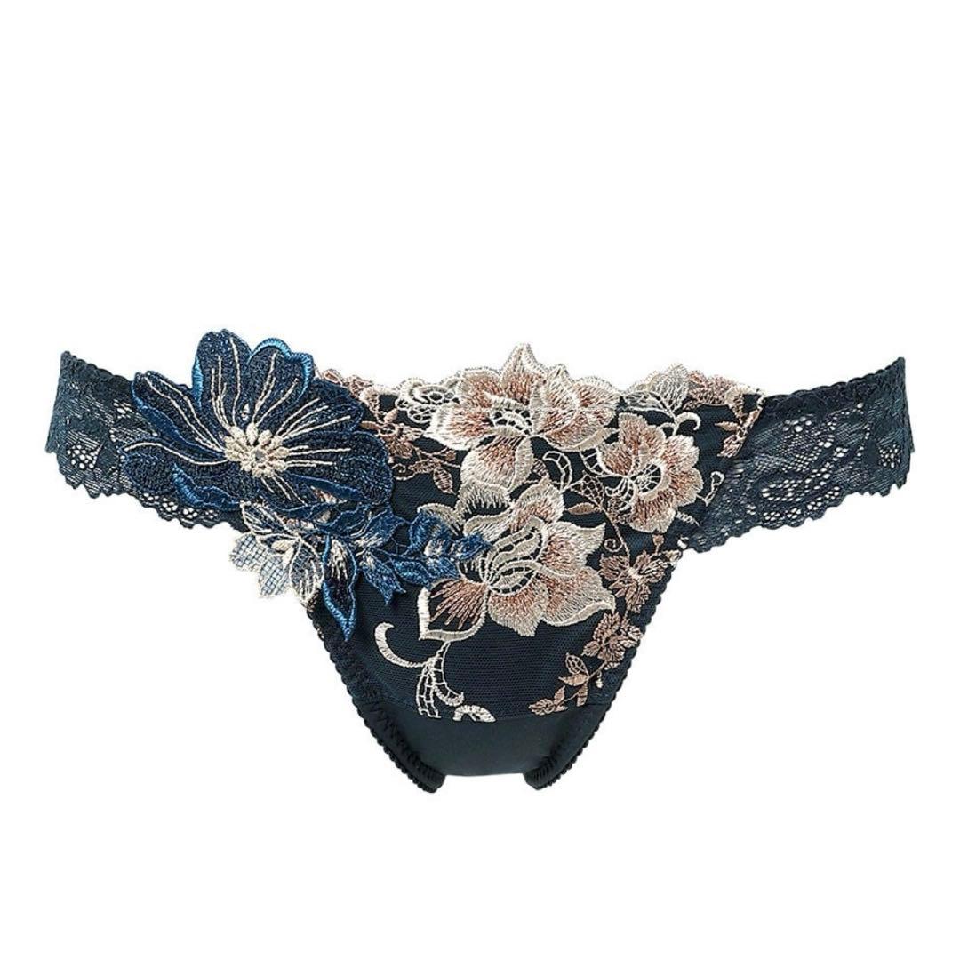 サルート 花柄刺繍 ブラジャーショーツセット - メルカリ