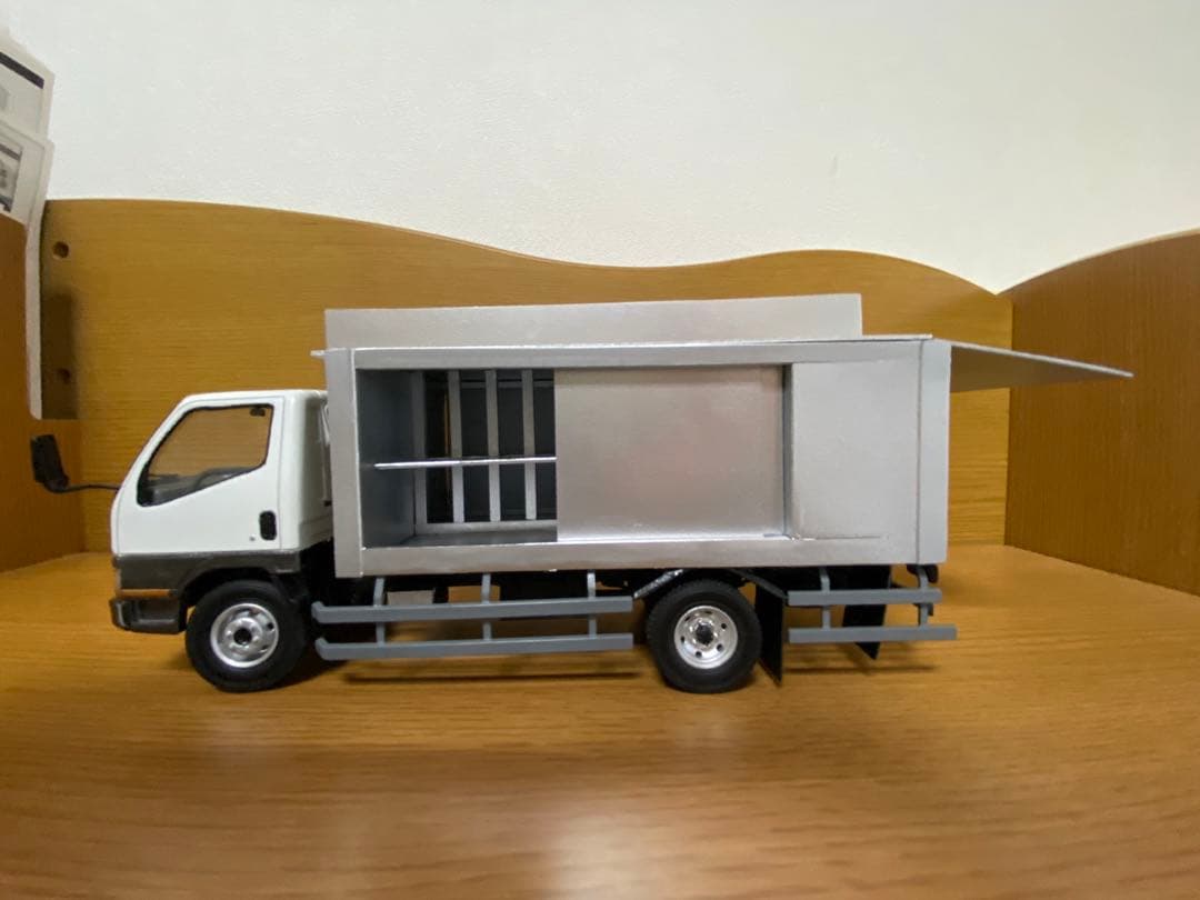 アオシマ 1/32三菱 ふそう キャンター プラモデル - メルカリ