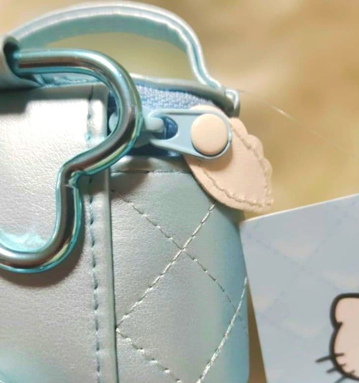 キティミニチュアキルトリュックポーチバニティ形ケース　ウォレット　ミラー　４点