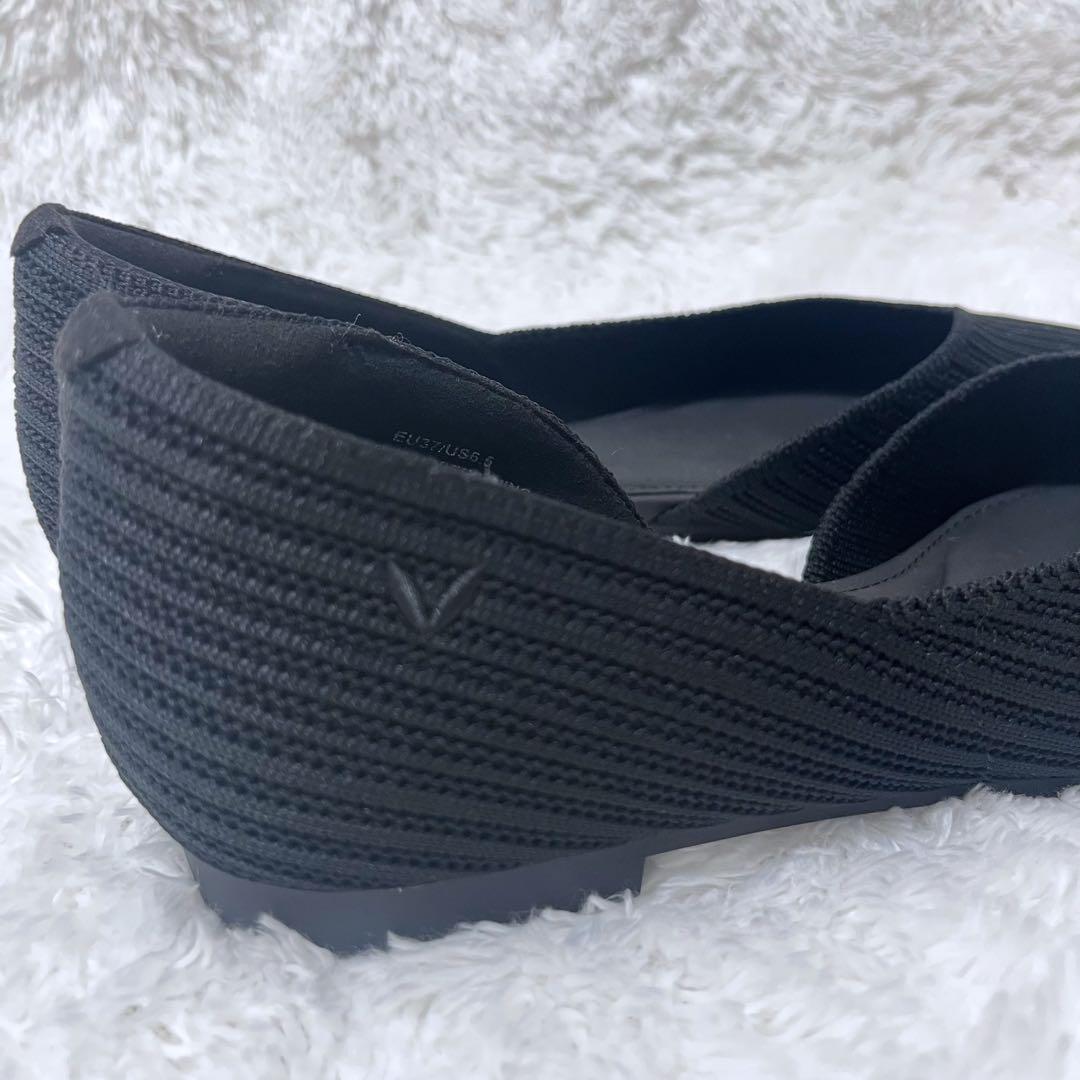 VIVAIAポインテッドトゥVカットフラットシューズ　37(23.5cm)