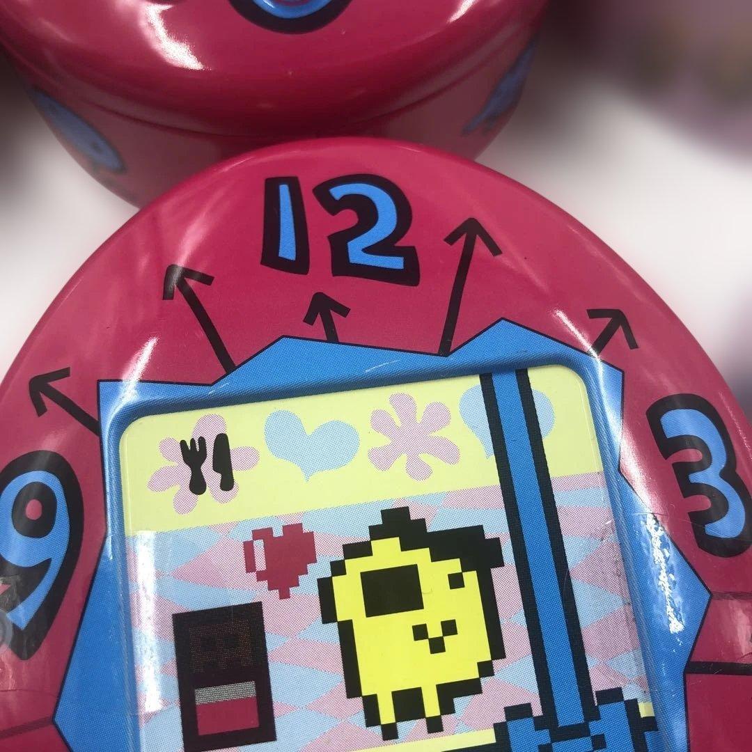 【合計8点】 コンプリート 全4種×2セット 新品未開封 たまごっち チョコ缶