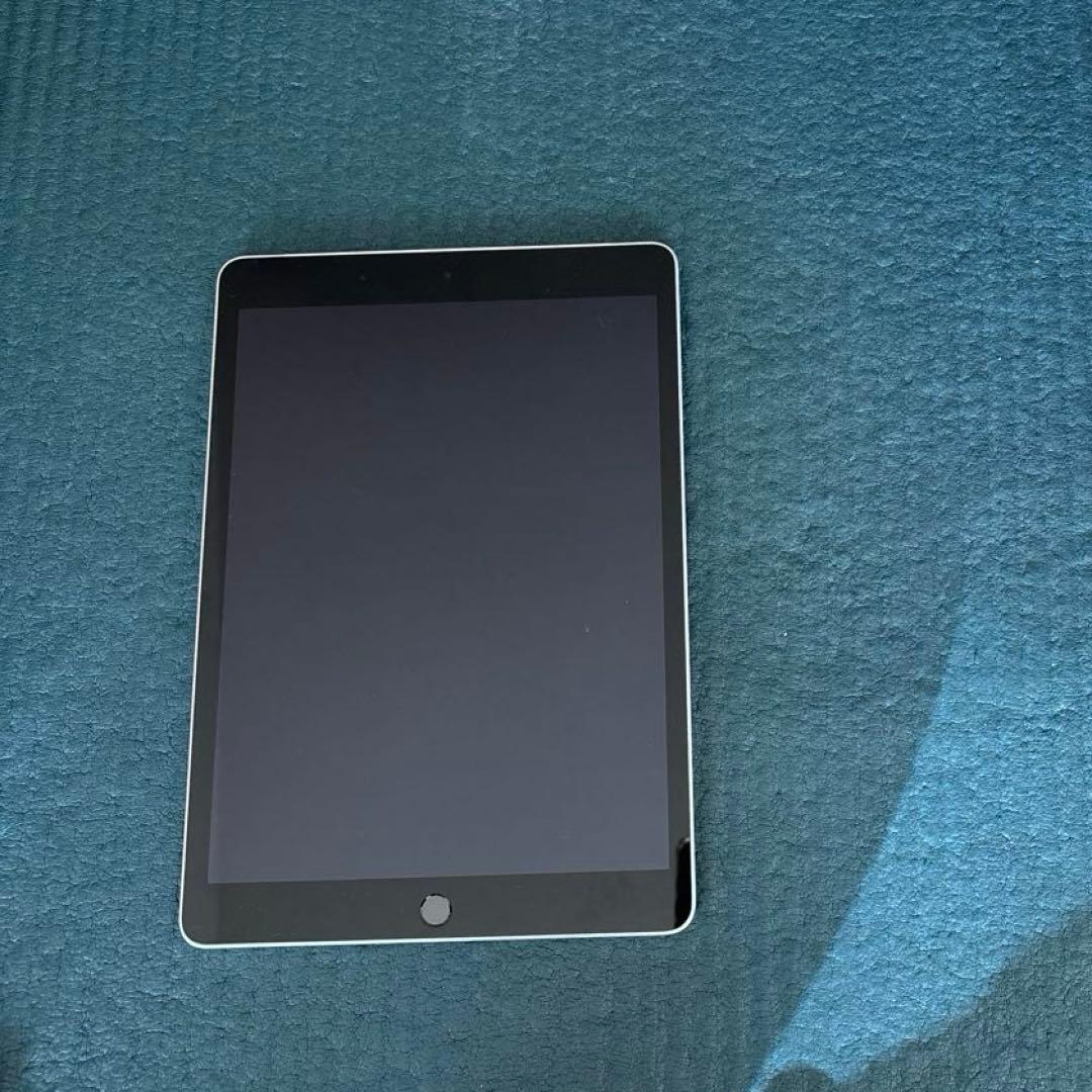 iPad(第９世代)Wi-Fi + Cellular 64GB Amazon.com : Apple iPad 2021 9th Gen (10.2 inch, Wi-Fi + Cellular