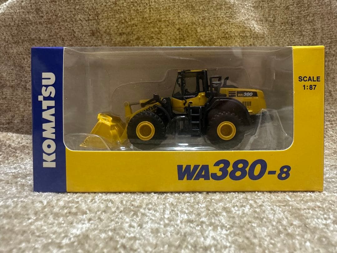 コマツ ミニチュアフィギュア 1:87 3点まとめ売り 株主優待 非売品