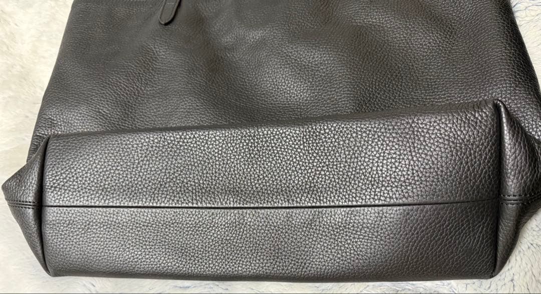 Felisi（フェリージ）シュリンクレザートートバッグ 15/50/LD+DS黒