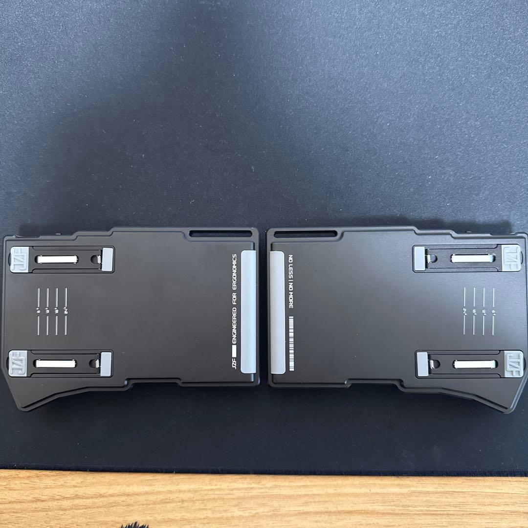 し*。様 Cornix LP 無線分割キーボード ブラック lofree spe - メルカリ