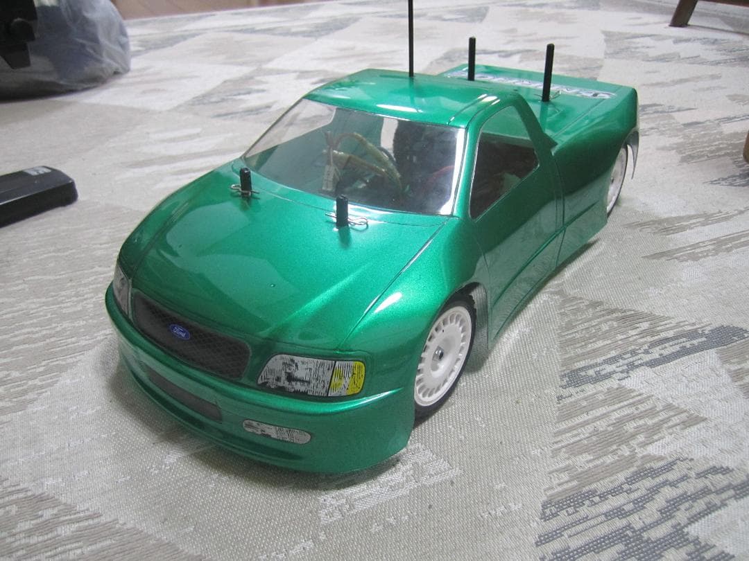 現行 TT02 完全動作品 1/10 フォード SVT F-150 ライトニング - メルカリ