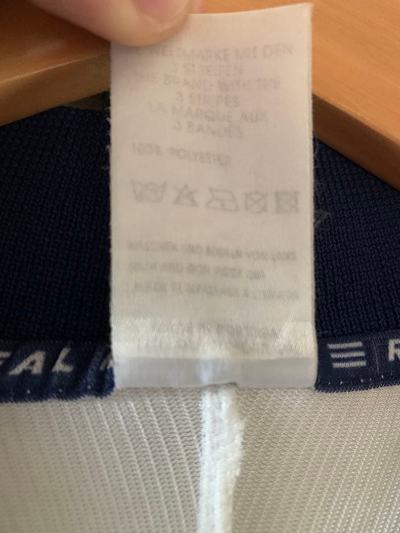 Real Madrid R. CARLOS 3番ジャージ - ウェアアウトレット 価格 通販