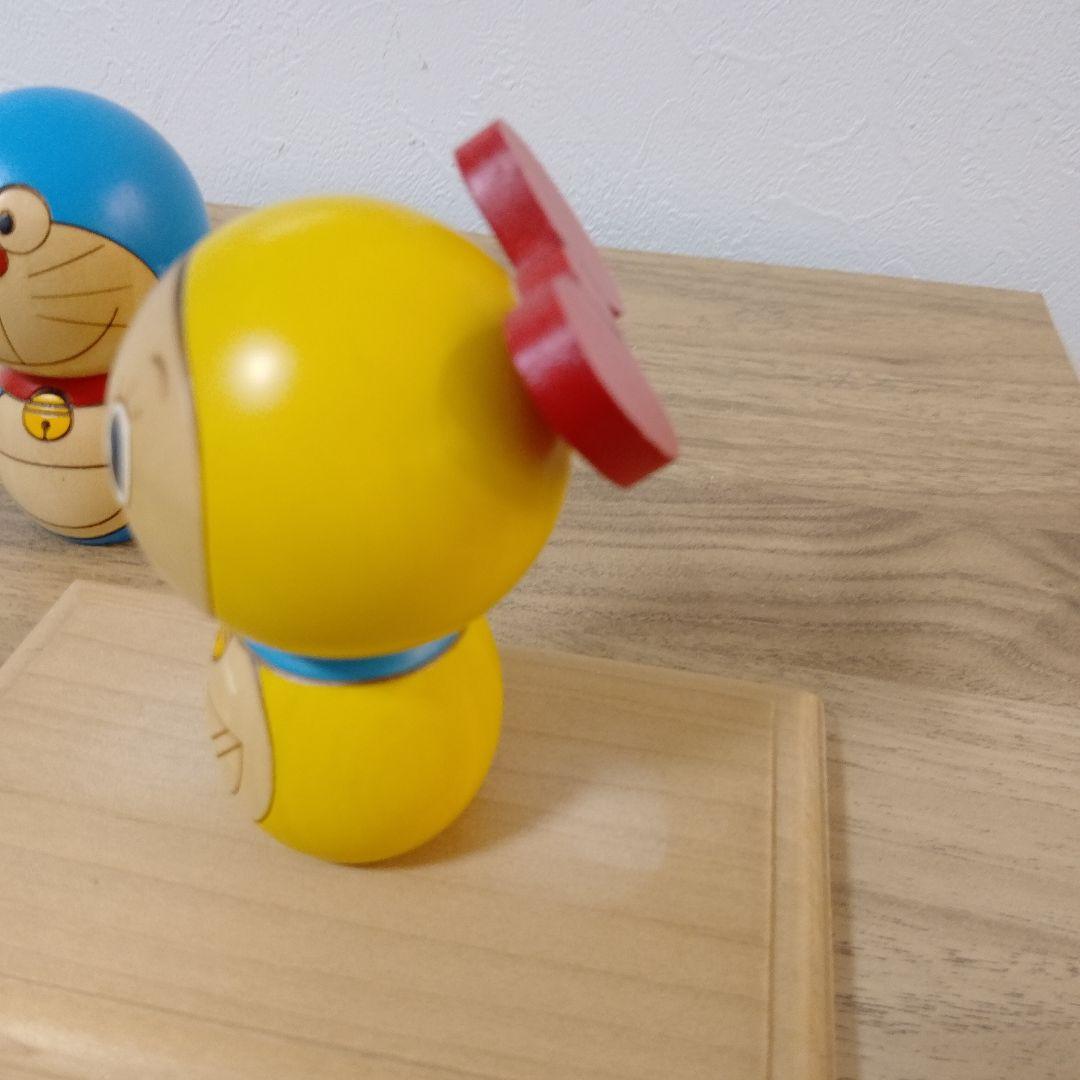 ドラえもん　ドラミちゃん　卯三郎こけし　2点台座セット 　藤子・F・不二雄