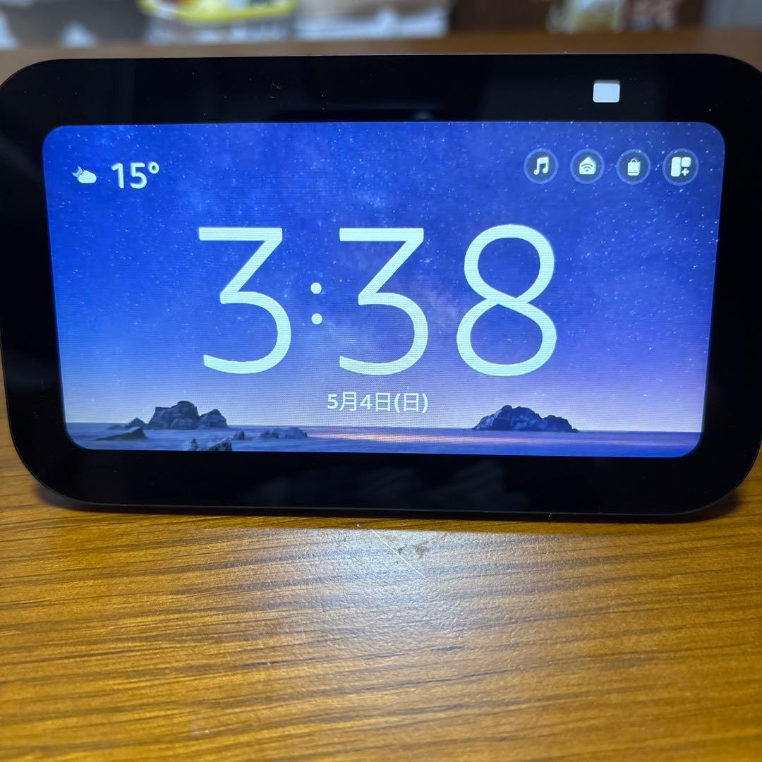 美品 Echo Show 5 (エコーショー5) 第3世代　チャコール amazon（アマゾン） Echo Show 5 第3世代 チャコール エコーショー