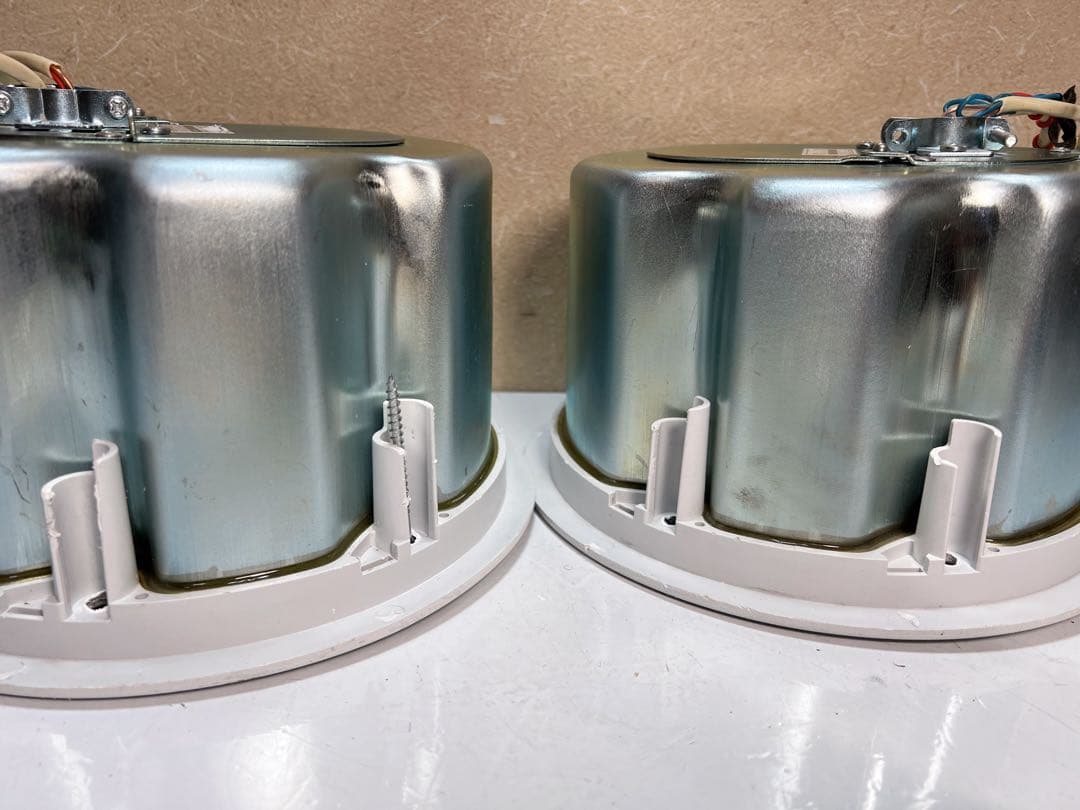 REAW コマーシャル CIS300 天井モニター