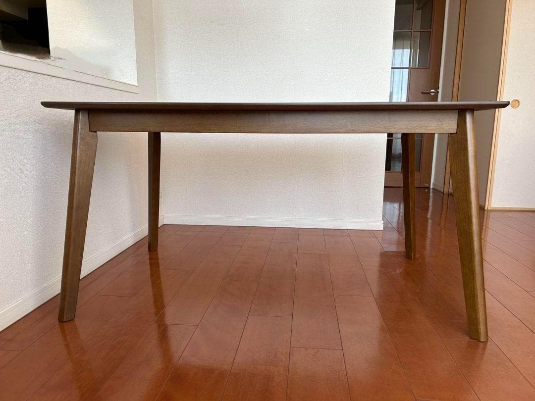 ダイニングテーブル《ウォールナット突板》ブラウン