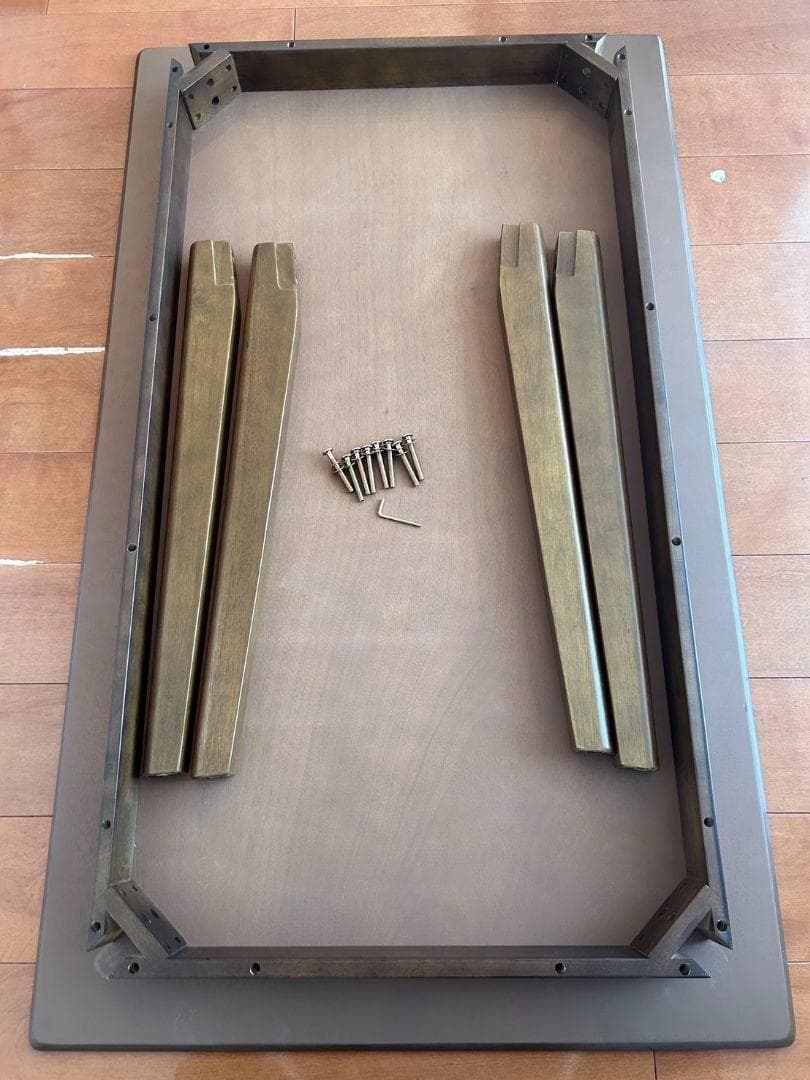 ダイニングテーブル《ウォールナット突板》ブラウン