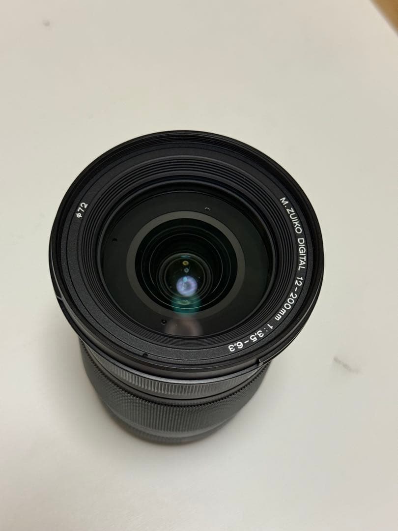 OM SYSTEM ED 12-200mm F3.5-6.3 付属品