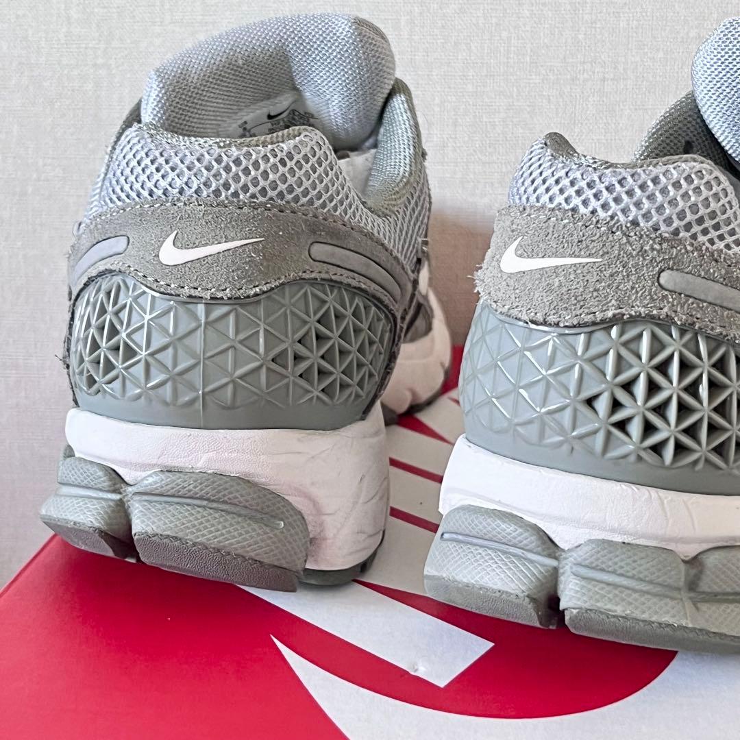 NIKE ZOOM VOMERO 5 ズームボメロ 26.0cm