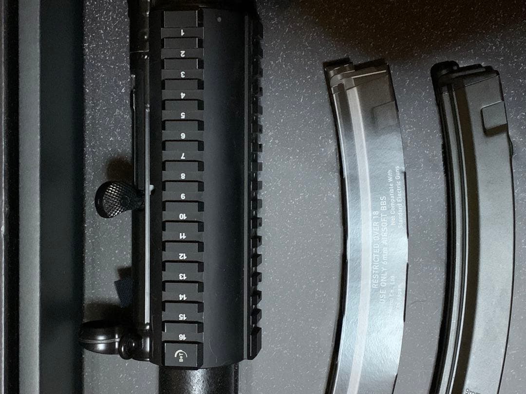 東京マルイ製の次世代MP5 SD6
