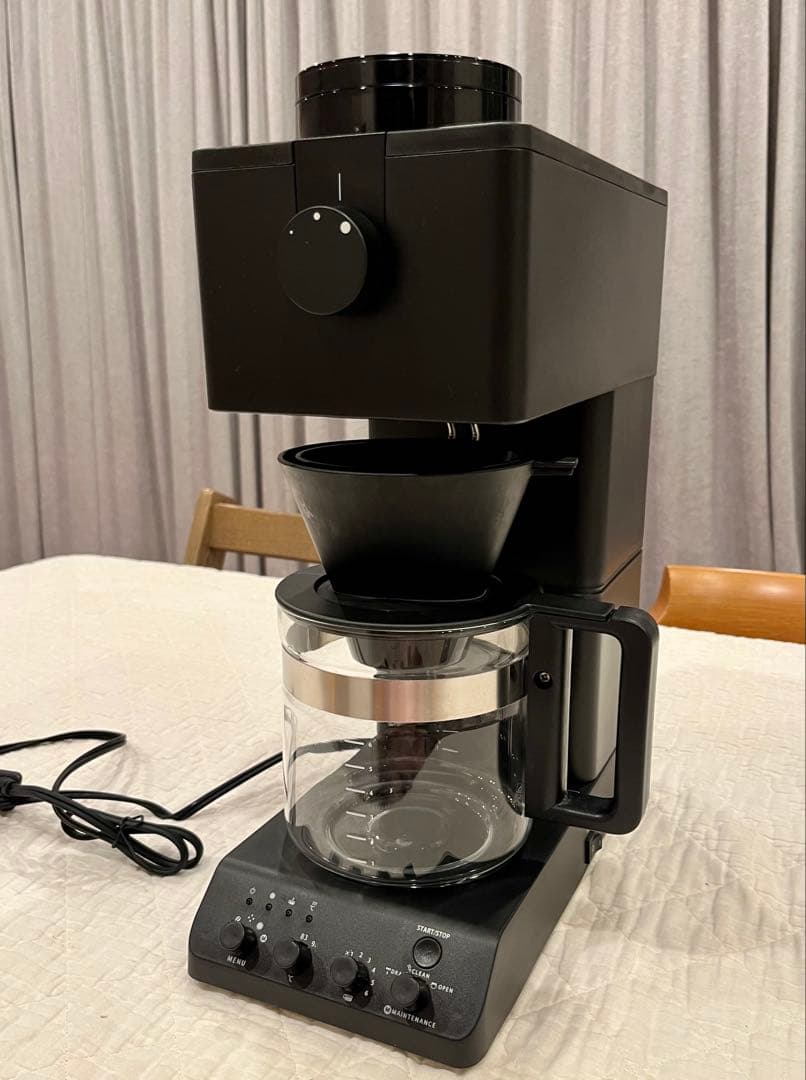 TWINBIRD CM-D465 ブラック コーヒーメーカー コーヒーミル付き 楽天市場】ツインバード 全自動コーヒーメーカー 6杯用 CM-D465B