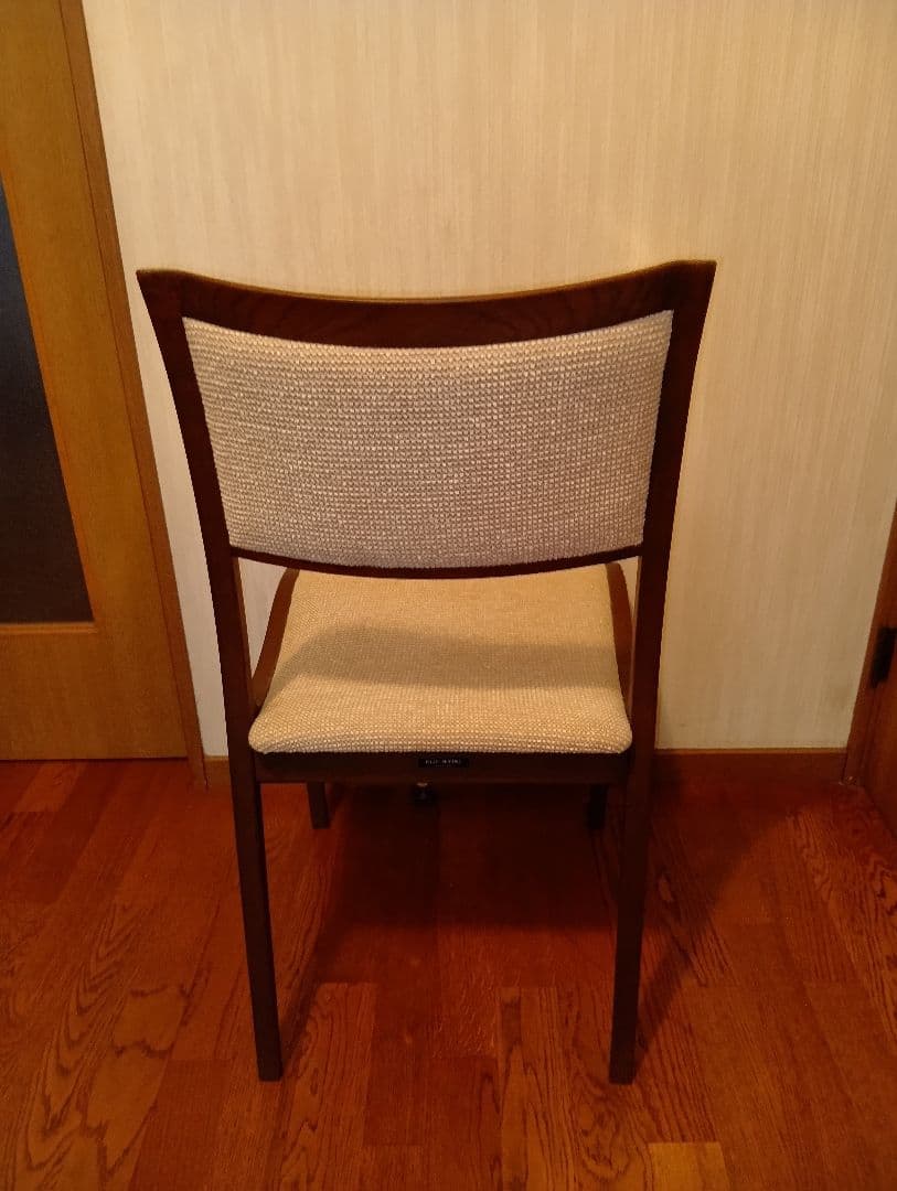 フジファニチャー 木製ダイニングチェア D 3990 N 軽量 布張り4- 3台