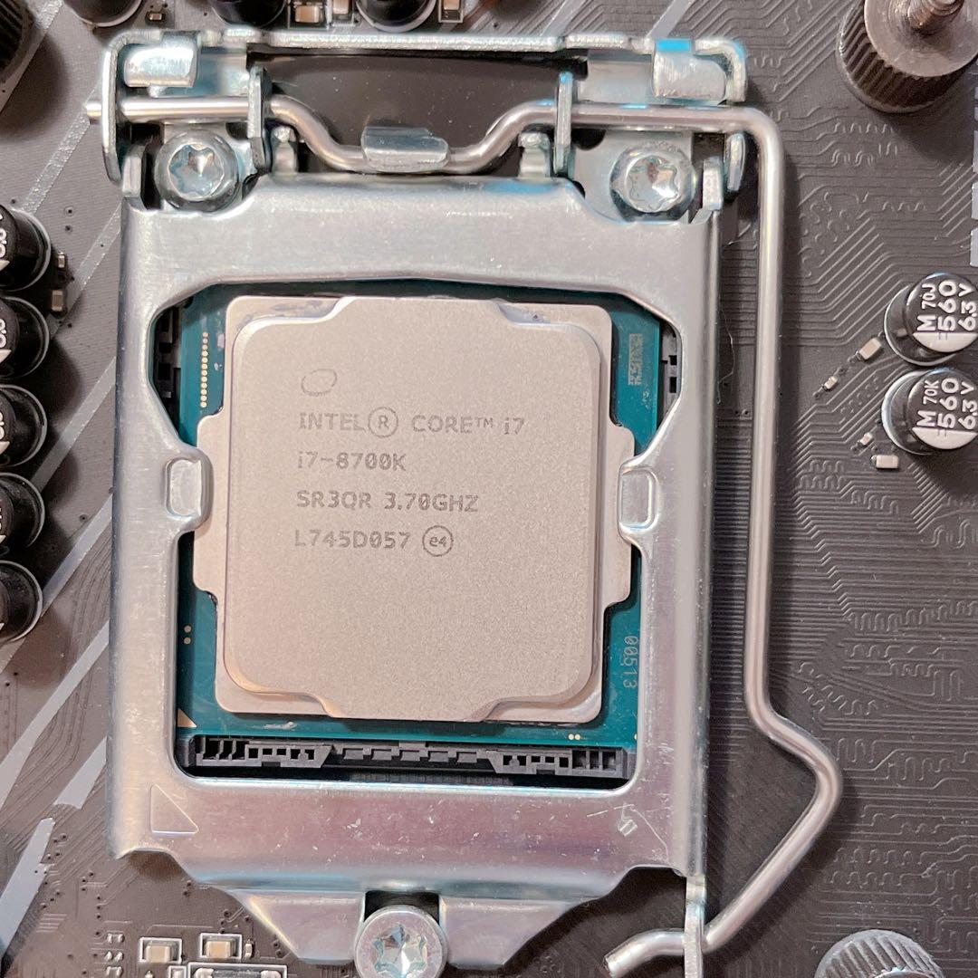 momoron様 MSI Z370 Core i7 8700k・メモリ32GB付