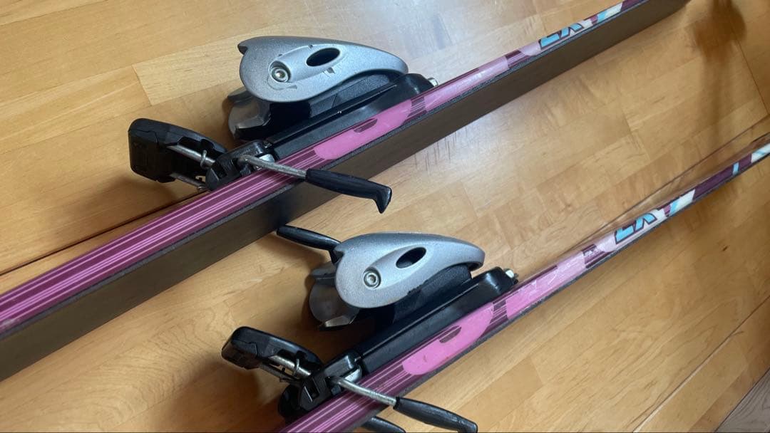 XERESスキー板セット子供ジュニア女の子ピンク ストック小学生138cm XERES