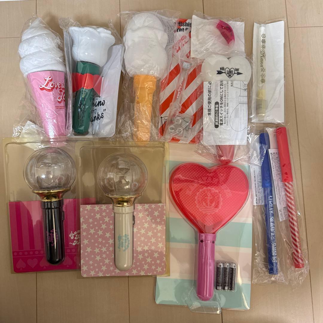 西野カナ　コンサートグッズ