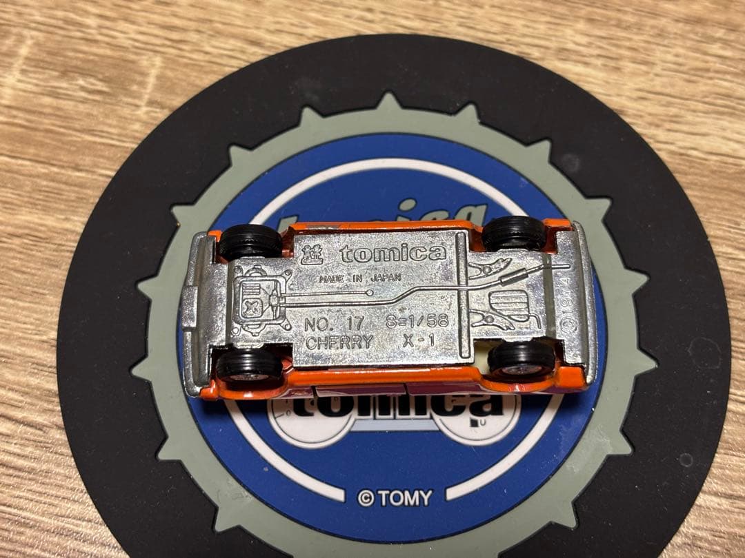 美品 トミカ ミニカー 17 日産 チェリー X-1 日本製 黒箱 旧ホイール