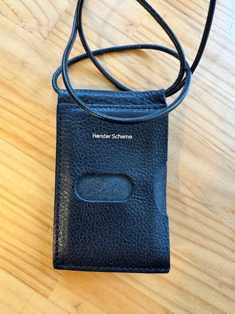 エンダースキマ　hang wallet -black-