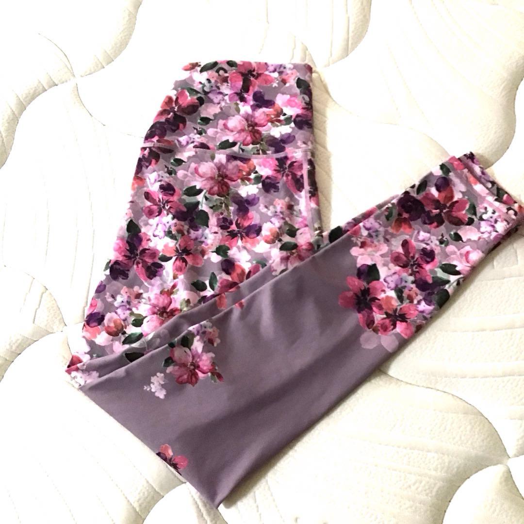 SUKALA フルオブフラワーパネルレギンス M - メルカリ