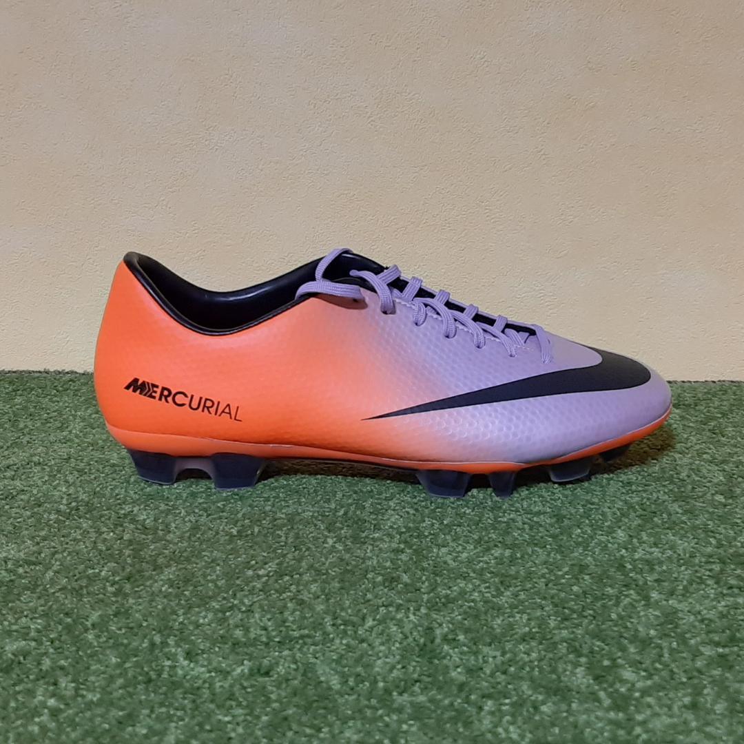 新品 サッカースパイク ナイキ マーキュリアル HG 激レア 廃盤 25.5cm
