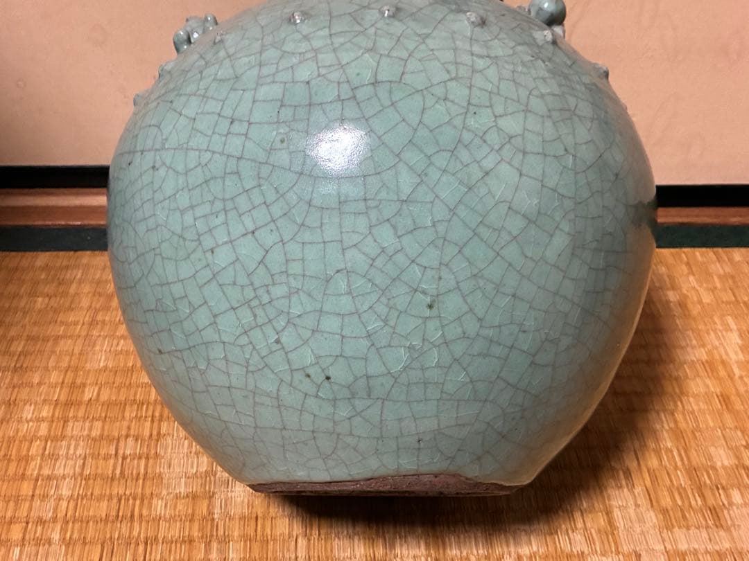 中国 龍泉窯 ひび割れ釉薬 獣耳付 丸壺 唐物 - Mercari Japan