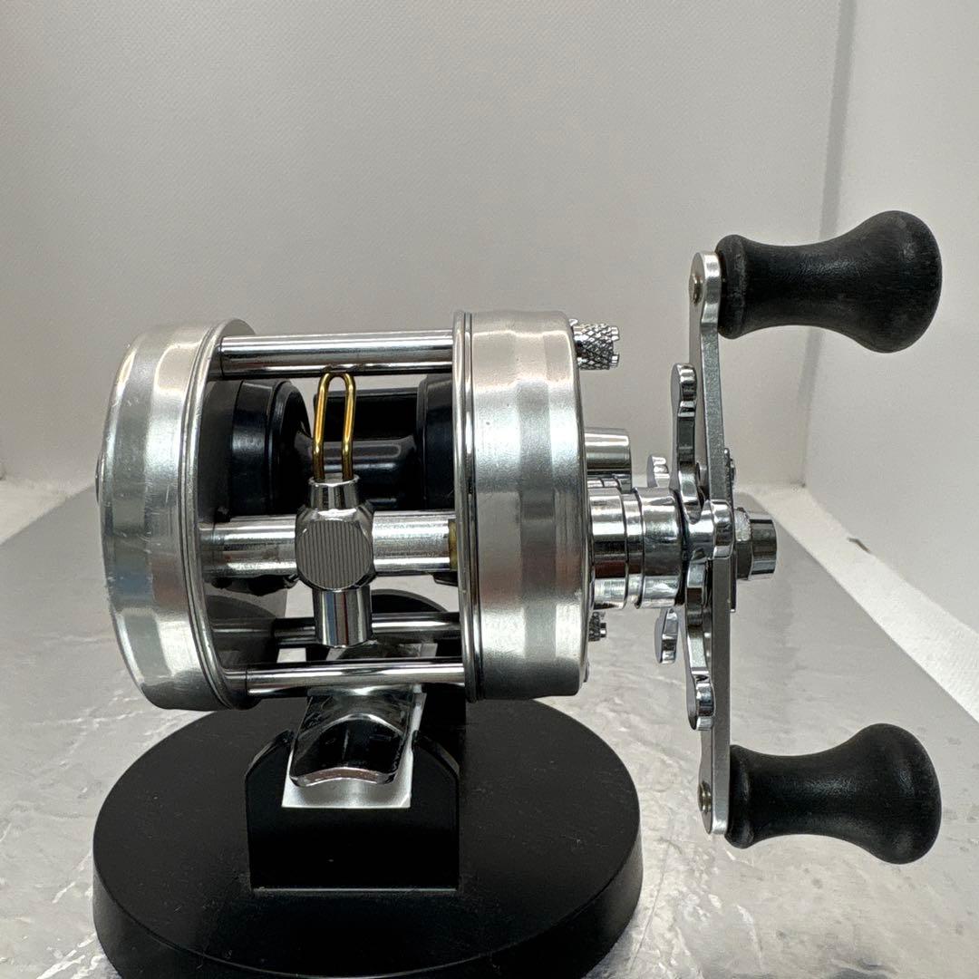 ナナAbu1601c ＩＡＲ ABU Ambassadeur 1601C IAR 渓流ベイトフィネス Avail HEDGEHOG STUDIO