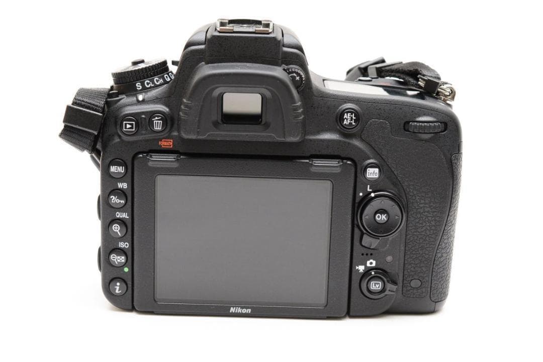 美品 ニコン D750 ダブルレンズ フルサイズ 一眼レフカメラ/SD64GB