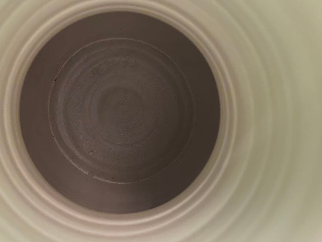 大清乾隆年製款 粉彩金地萬花紋天球瓶 金彩 五彩 色絵磁器 - メルカリ