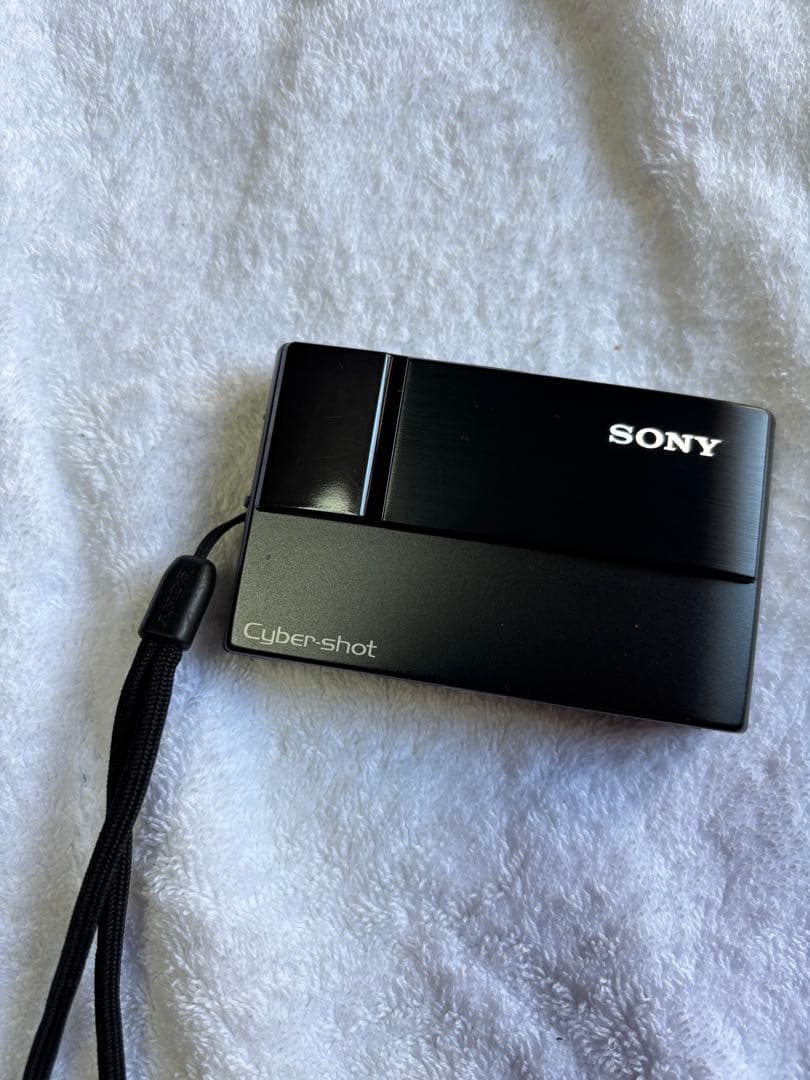 SONY Cyber-shot 7.2MP コンパクトデジタルカメラ