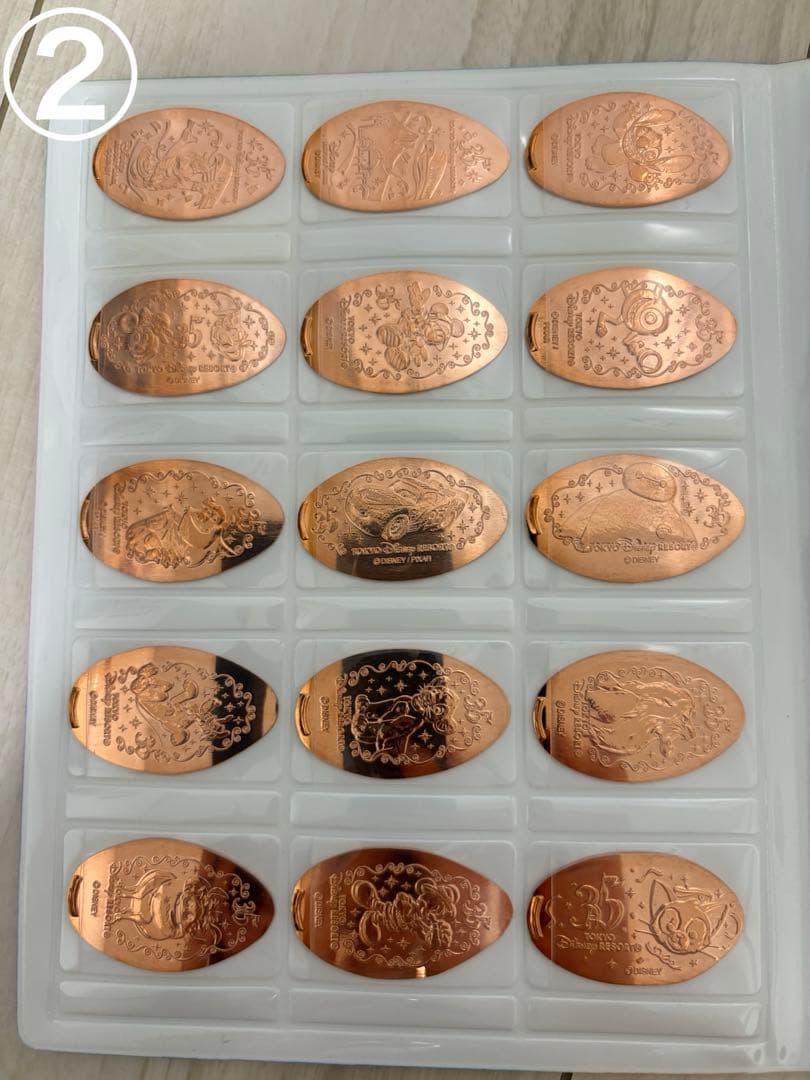 ディズニー　スーベニアメダル　208枚　メダルコレクションブック付き