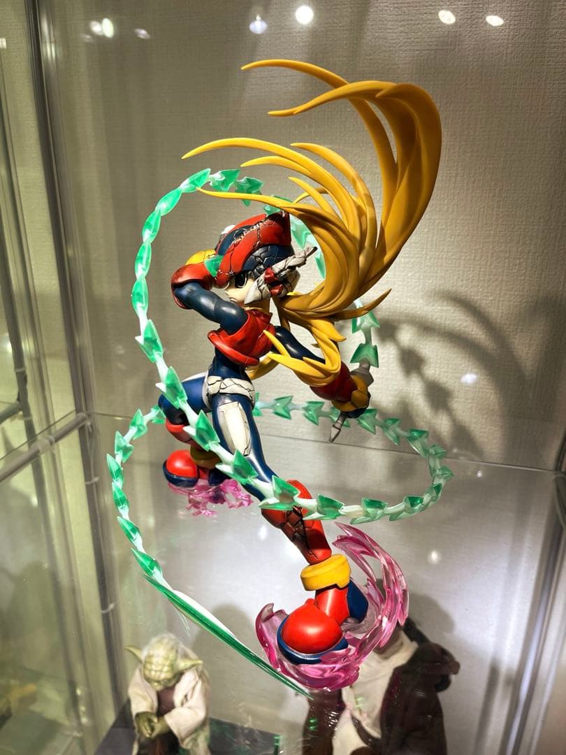 塗装済み ロックマンゼロ ガレージキット - メルカリ