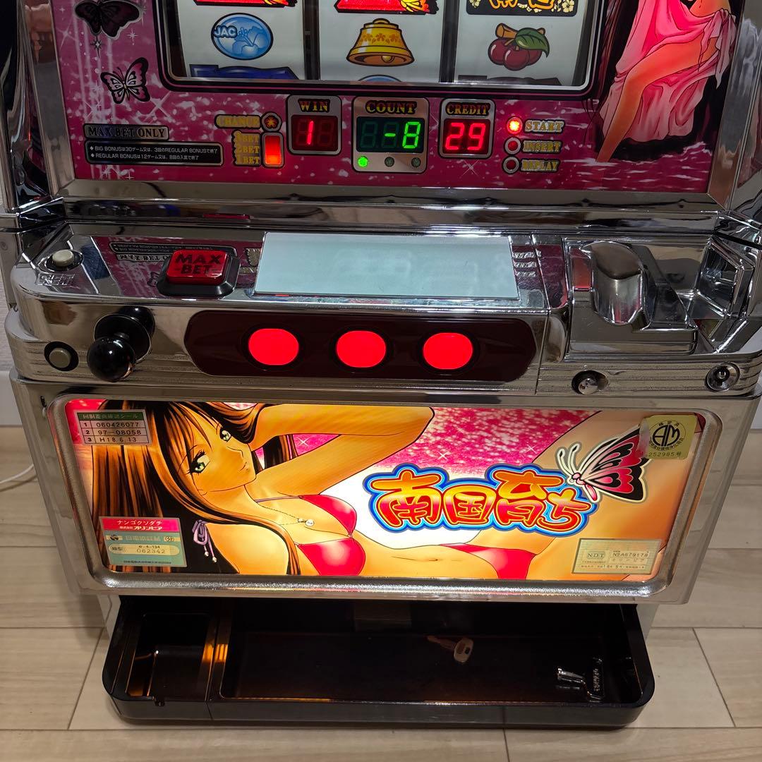 スロット実機　4号機　南国育ち　希少レアまどかパネル