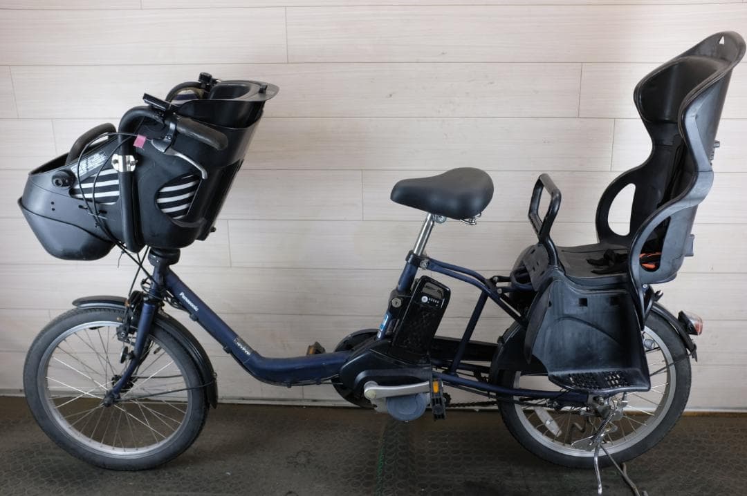 二*輪様 高年式パナソニック ギュット　　20インチ　3段　8.0Ah（4点灯）