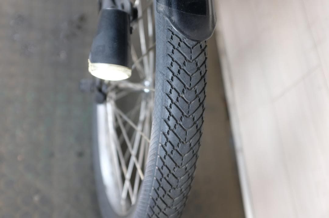 二*輪様 高年式パナソニック ギュット　　20インチ　3段　8.0Ah（4点灯）