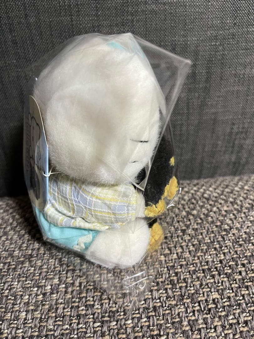 ハローキティ ミニチュアダックス抱いたぬいぐるみ