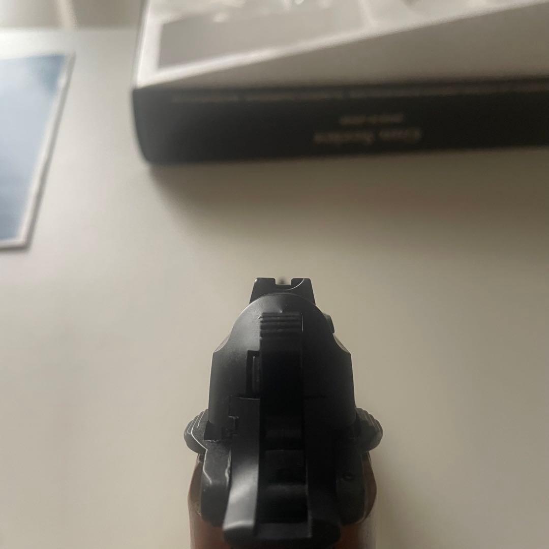 ［送料込］マルシン　モデルガン　M84 マットブラック　木製グリップ仕様