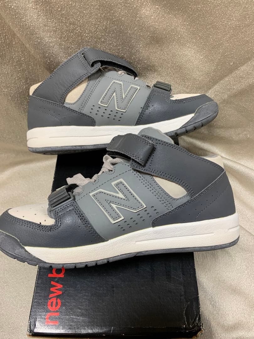 レア？ニューバランスT602M GYハイカットナイキ、アディダス、ノース