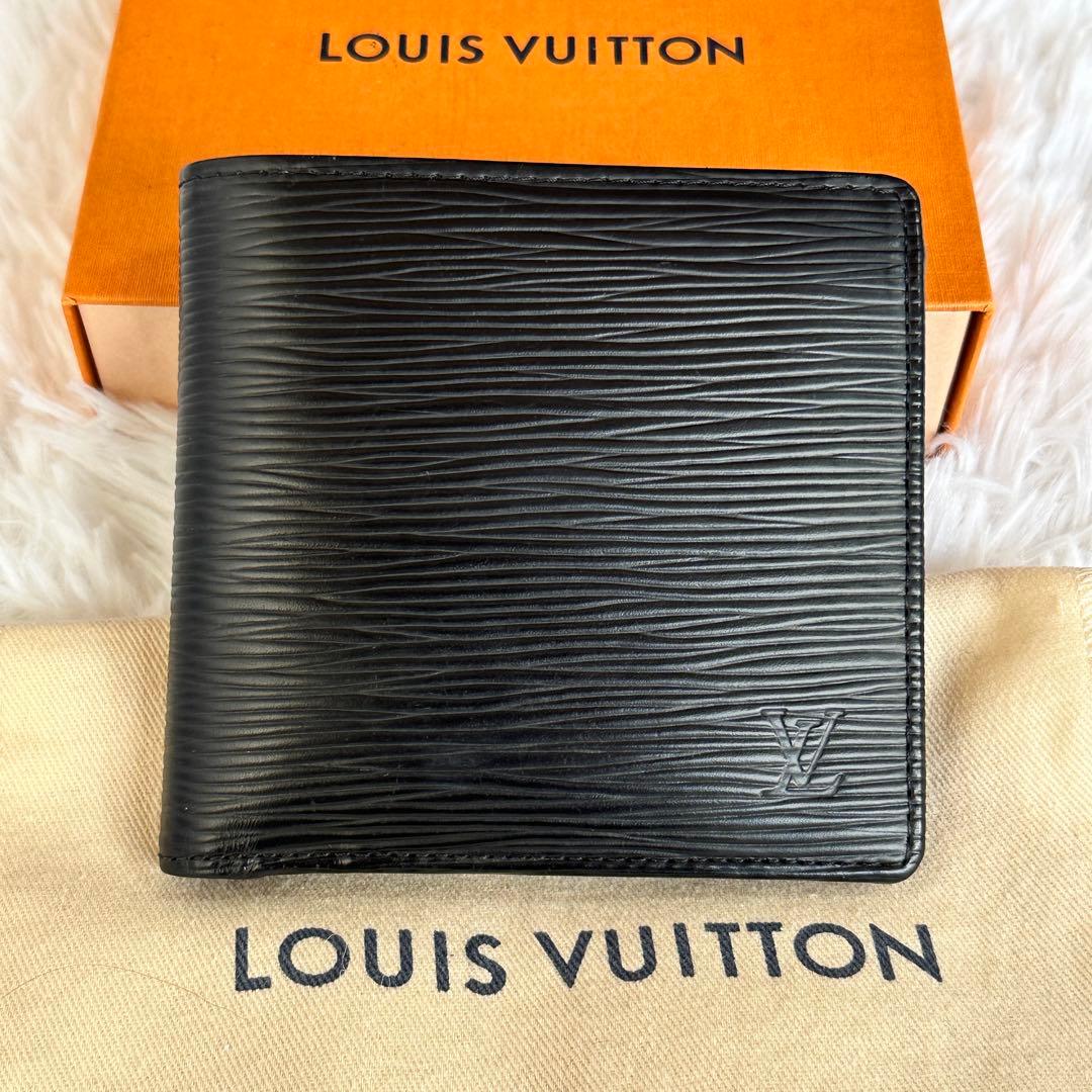 美品‼️ ルイヴィトン エピ ポルトフォイユ マルコ メンズ 2つ折り財布