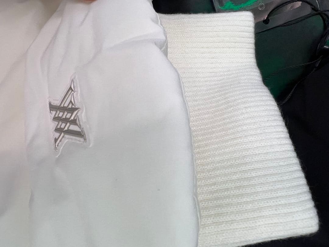 レディースウェア Emika Hayakawa