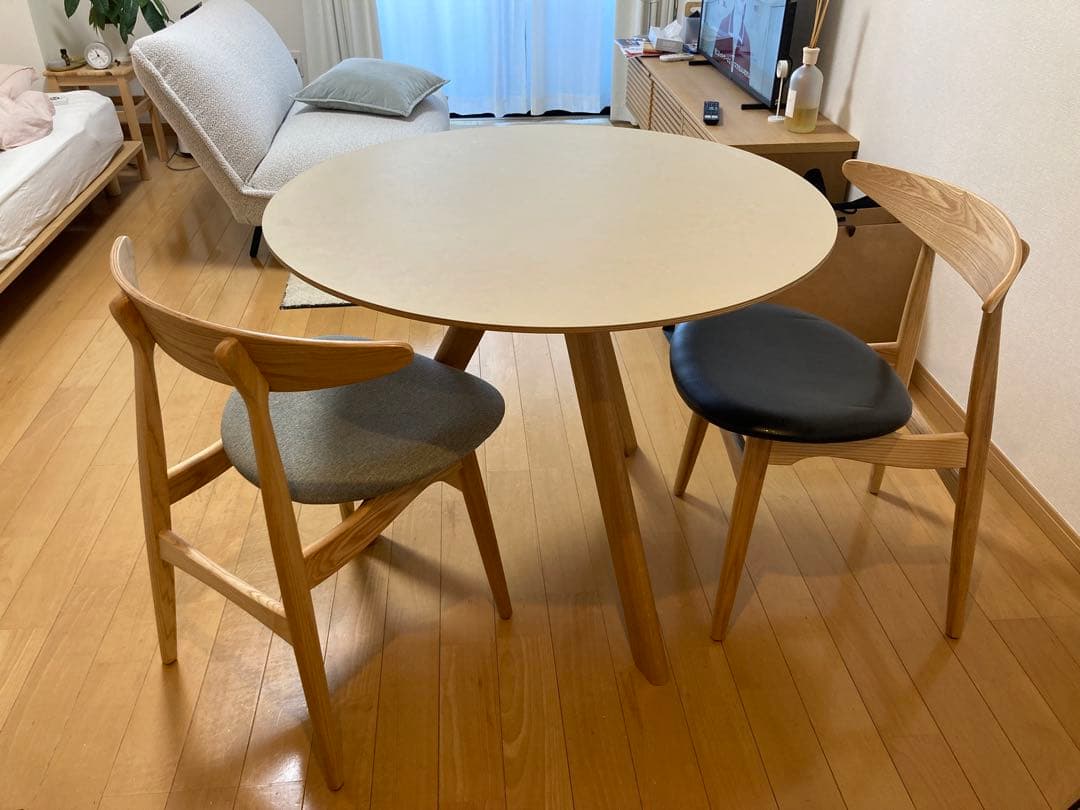 HAY CPH 20 ROUND ダイニングテーブル Φ120 x H74 HAY CPH 20 ROUND