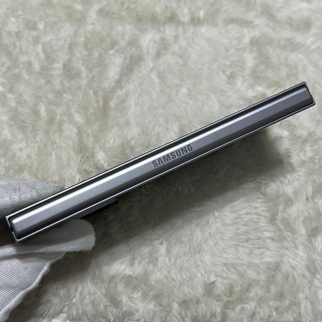 Galaxy Z Fold6 1TB シルバーシャドウ i41 - メルカリ