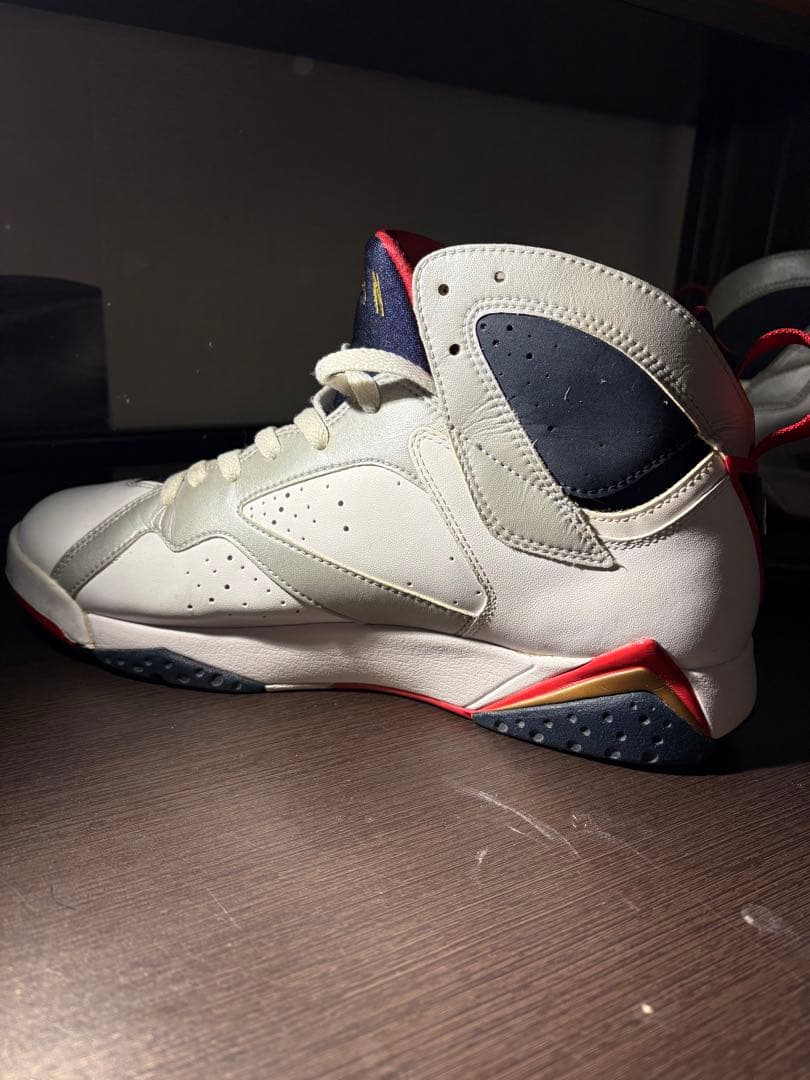 ナイキ エア ジョーダン 7 レトロ \"オリンピック\" 復刻 レア商品