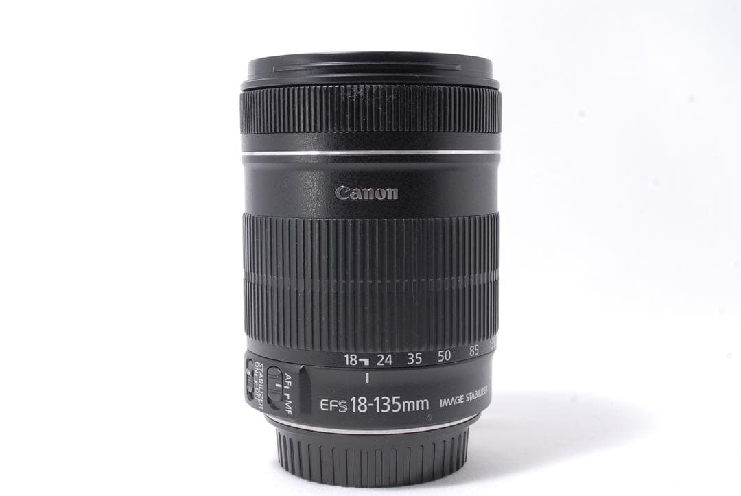 Canon EF-S 18-135mm F3.5-5.6 IS ★美品